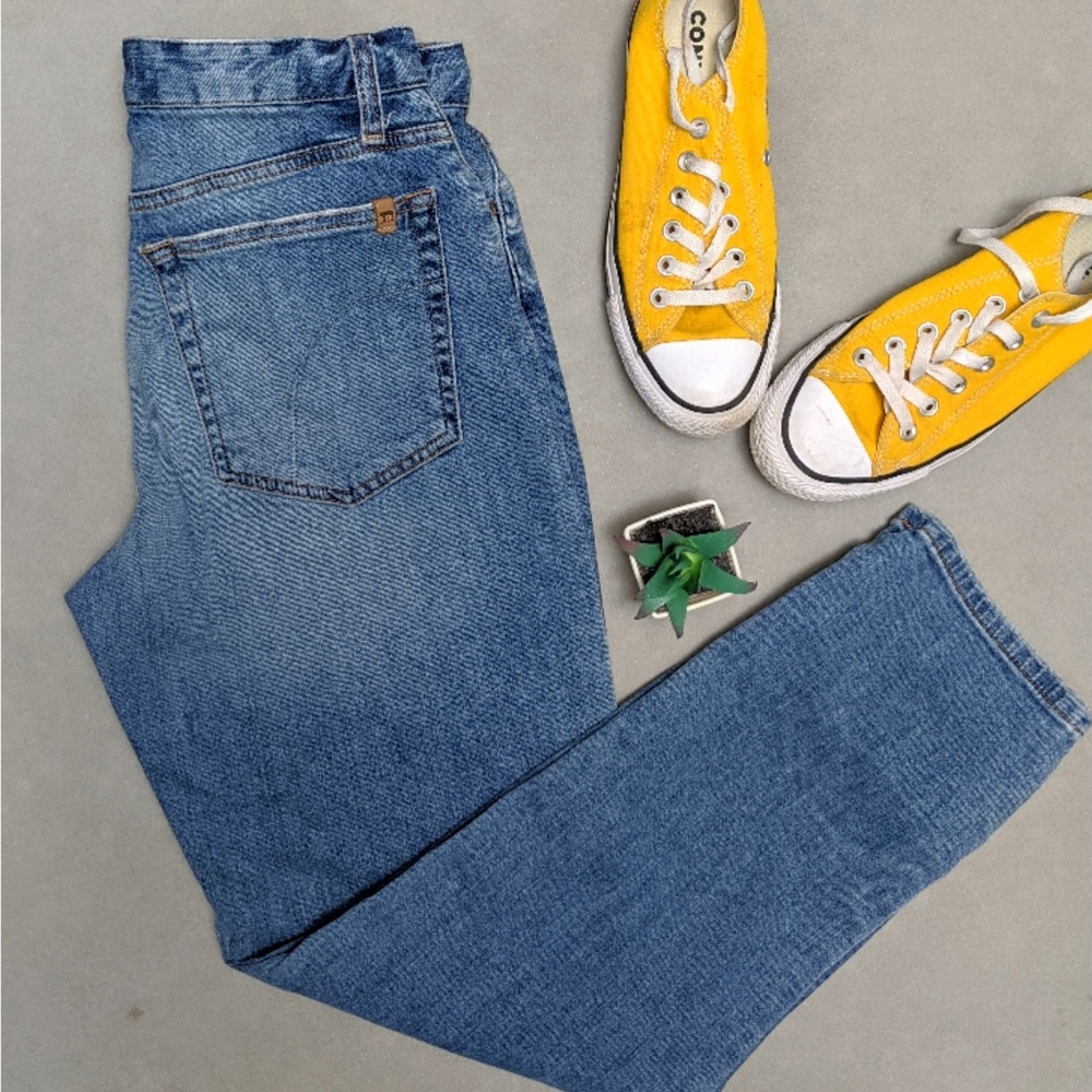 ⭐Joe's Jeans Straight Ankle Light Wash Mom Jeans